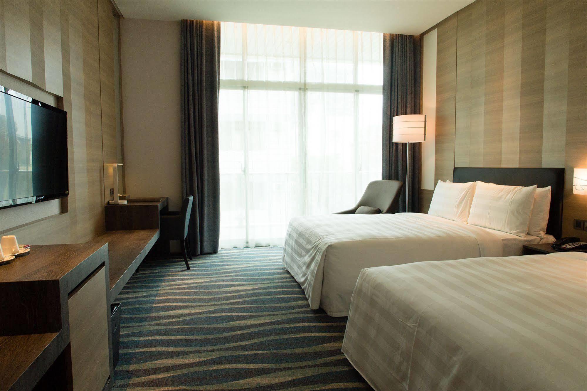 City Suites - Kaohsiung Chenai מראה חיצוני תמונה