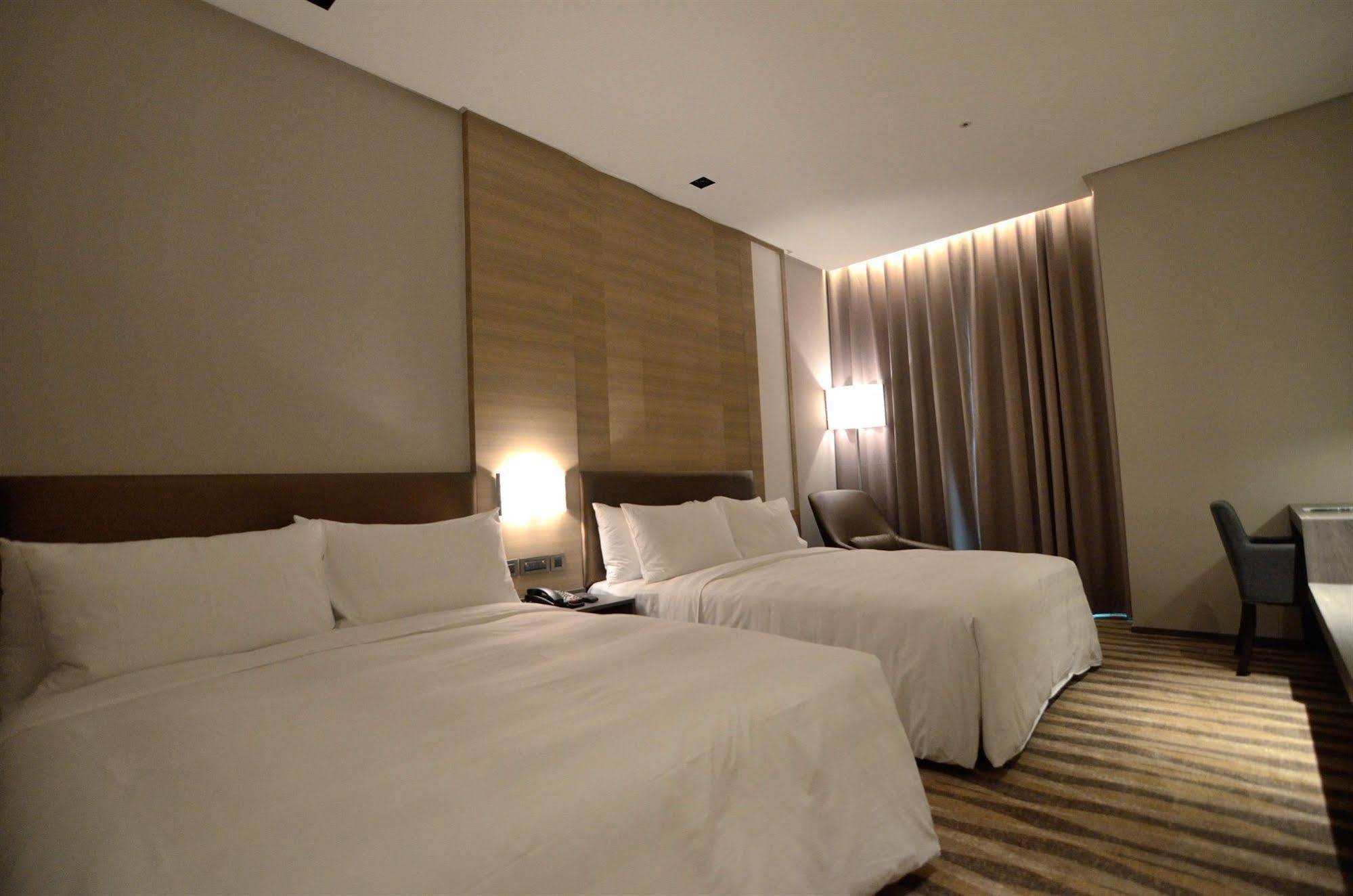 City Suites - Kaohsiung Chenai מראה חיצוני תמונה